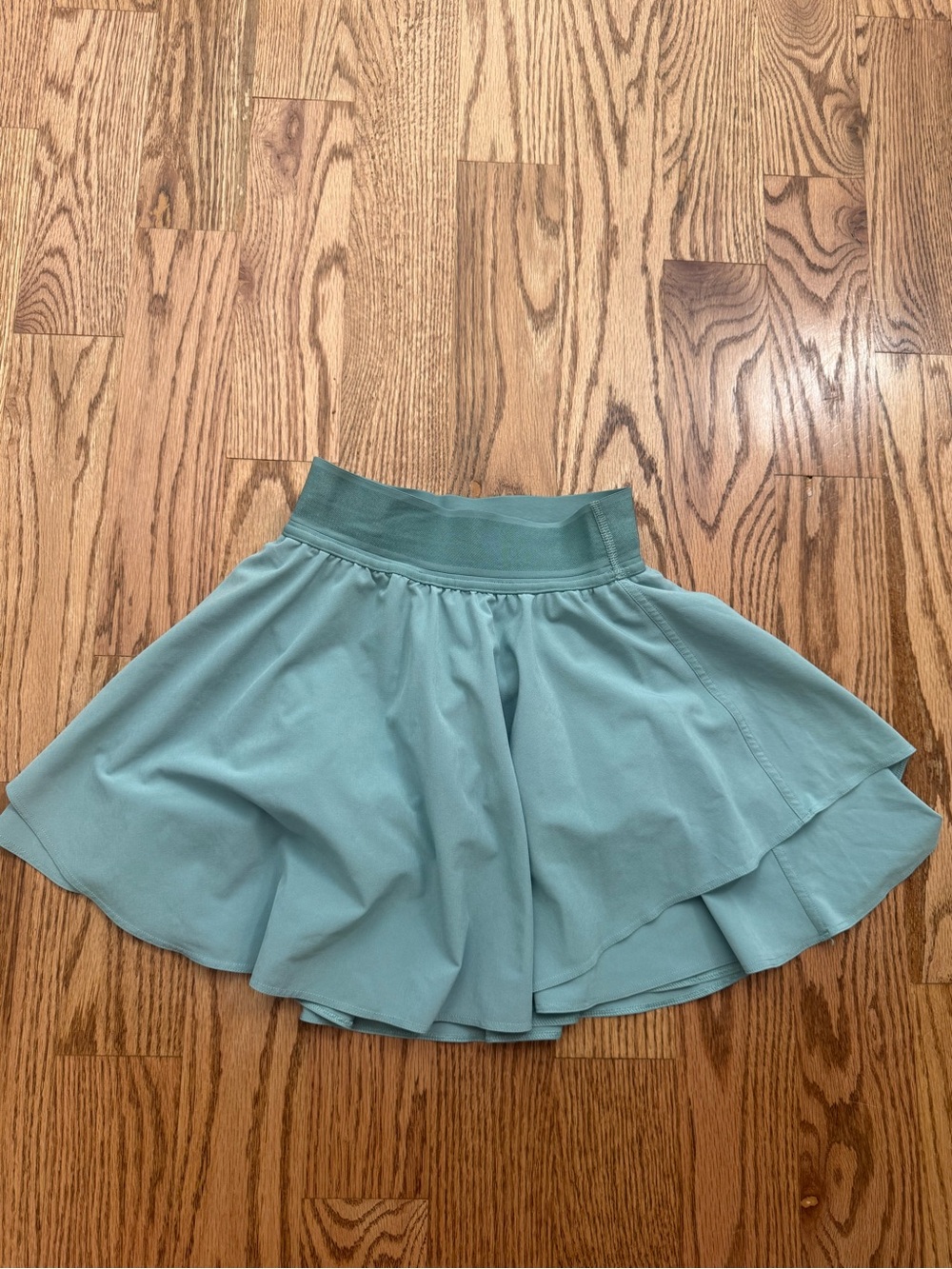 Lululemon Light Teal tennis Skirt size 0